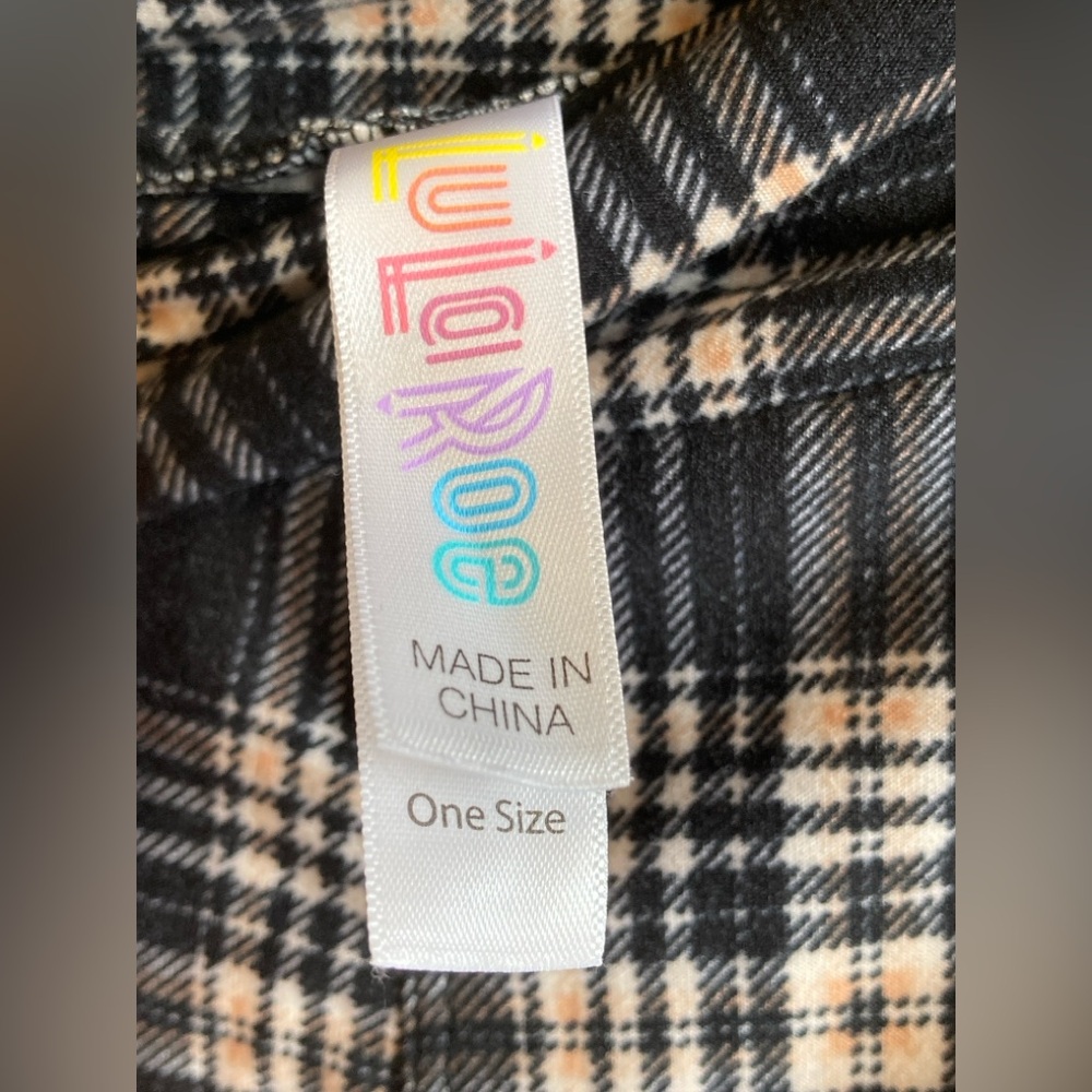 LuLaRoe Plaid Leggings OS Black Cream Peach Stretch Pants - Picture 2 of 5